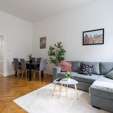Central Two Bedroom Apartment Wien Eksteriør bilde