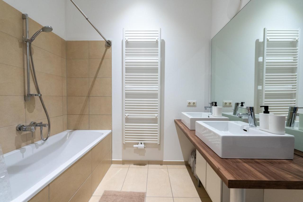 Central Two Bedroom Apartment Wien Eksteriør bilde