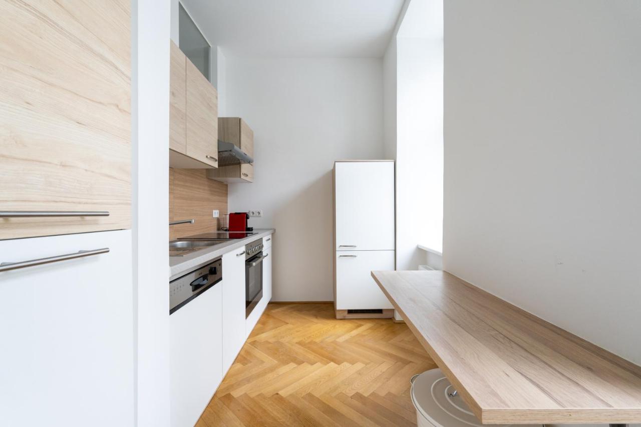 Central Two Bedroom Apartment Wien Eksteriør bilde